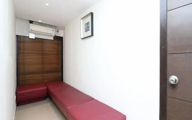OYO 1187 Hotel Swiss Suites