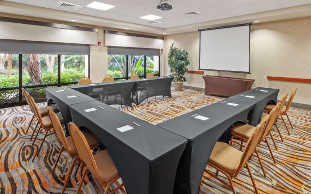 Best Western Plus Kendall Hotel & Suites