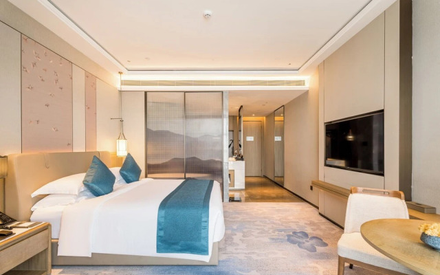 Grand Honor Hotel