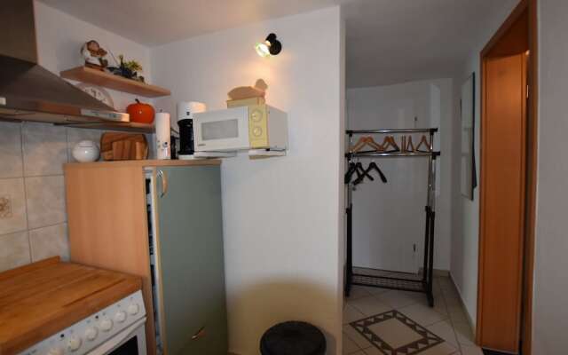 Plush Apartment with Garden in Bastorf