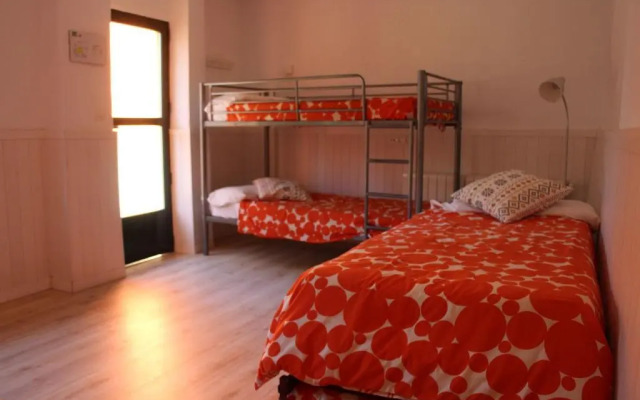 Hostel El Lago Caceres