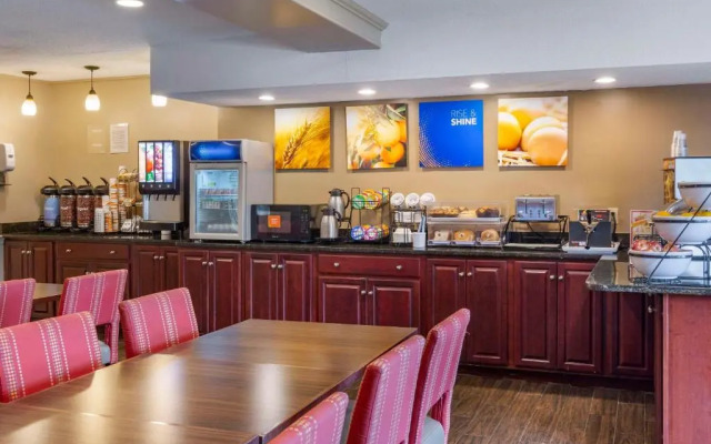 Mainstay Suites Foxboro - Mansfield