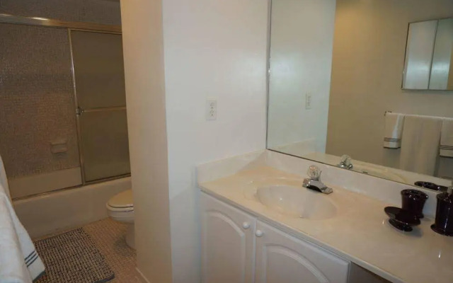 Private Residence at Ocean Residences
