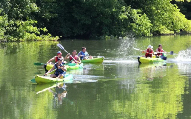 Elegant Villa in Saint-medard