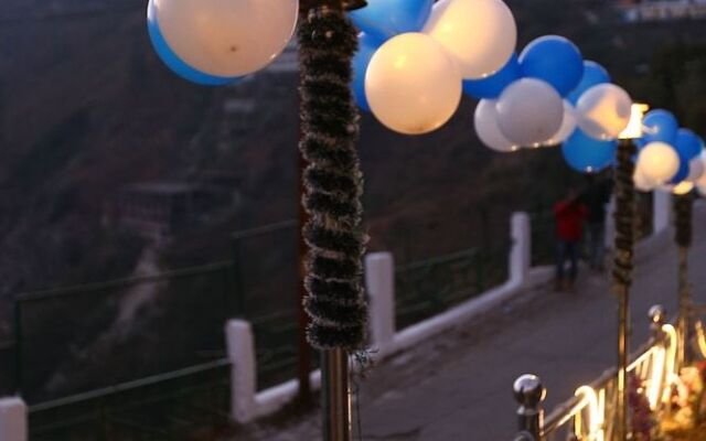 Hotel Sun N Snow Mussoorie