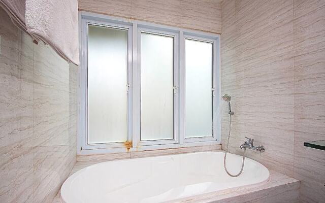 Moonscape Villa 203