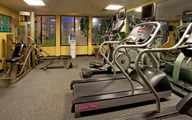 Buffalo Airport Hotel