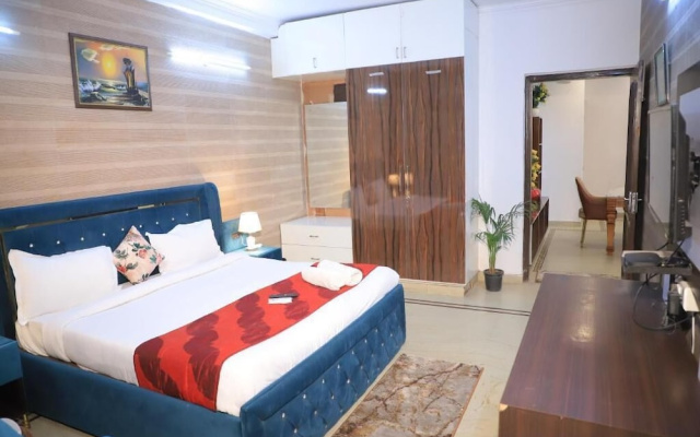 Fortune Home Service Apartment  D-198