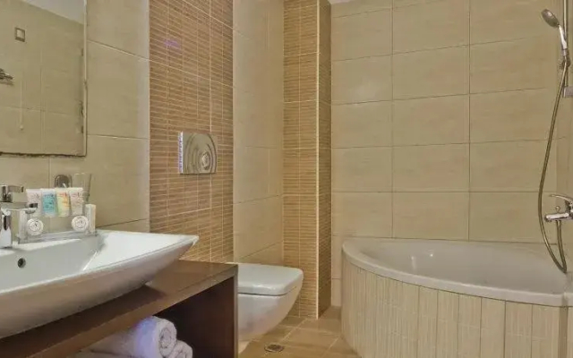 Socrates Studios And Apartments 4*