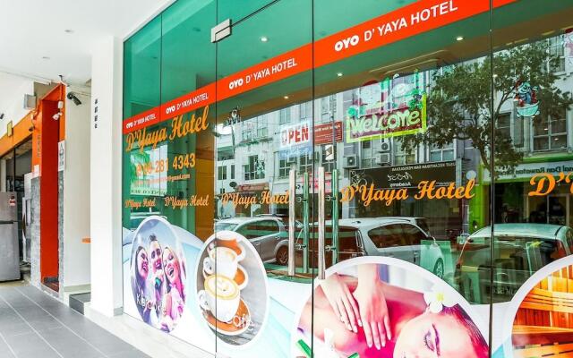 OYO 89696 D'yaya Hotel