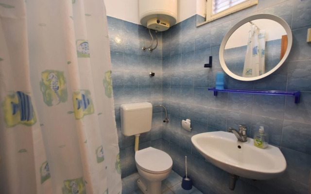 Apartments and Rooms Jakov