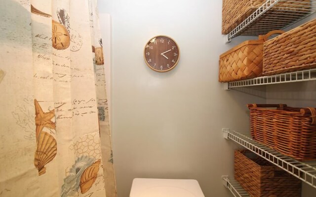 Royal Palms 501 by RedAwning