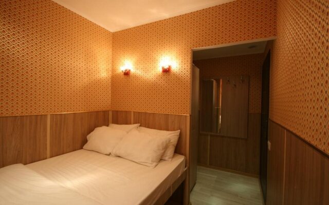 Отель Серебряный Двор