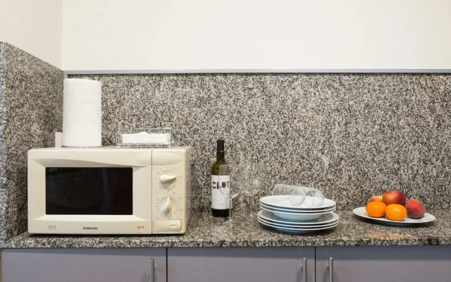 Luxe Suites Apartments