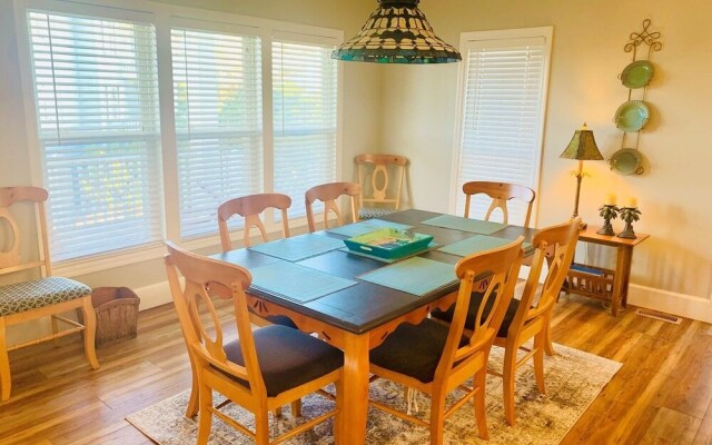 A Pirate's Cove - 3 Br Home