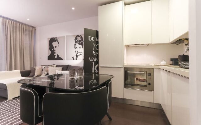 Marques Design II by Homing