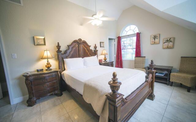 Shangri-La Boutique Bed & Breakfast