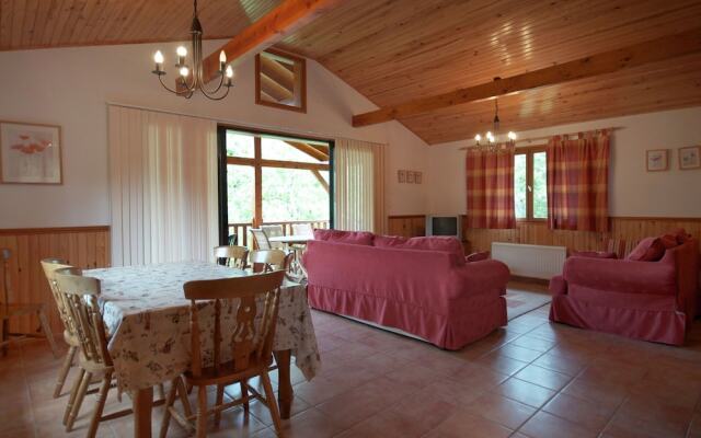 Secluded holiday home with dishwasher, close to Sarlat