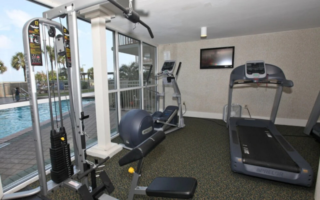 Pelican Beach Resort 1001