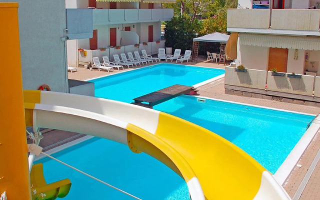 Alluring Apartment in Alba Adriatica near Sea