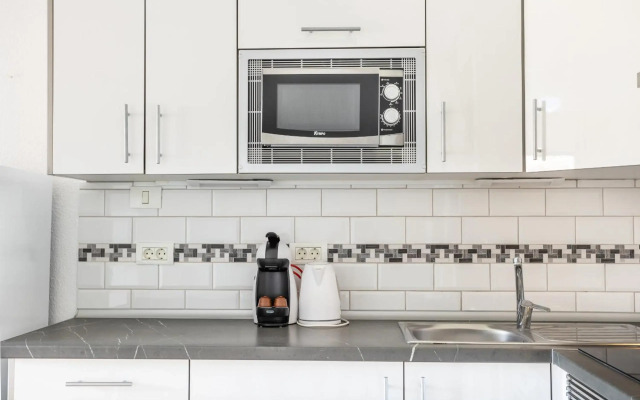 Matthew's Flat Los Cristianos by LoveTenerife