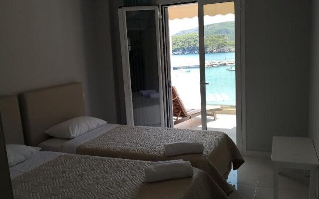Molos Beach Apartments