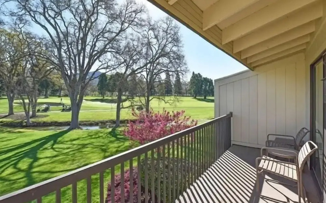 702 S At Silverado 1 Bedroom Condo by Redawning