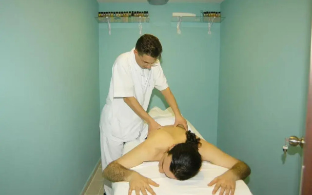 Hotel Palm City Akhisar