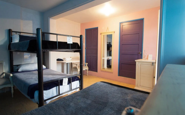 Petit Hostel