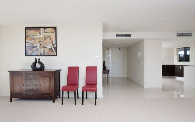 Dolphin Cove, Unit 13/2-6 Government Road