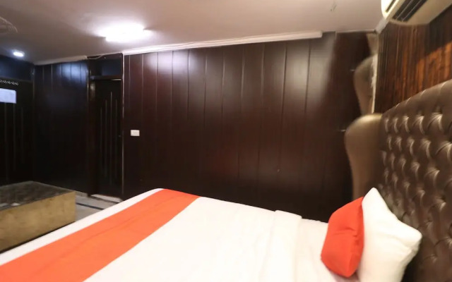 Hotel Grand Inn By OYO Rooms