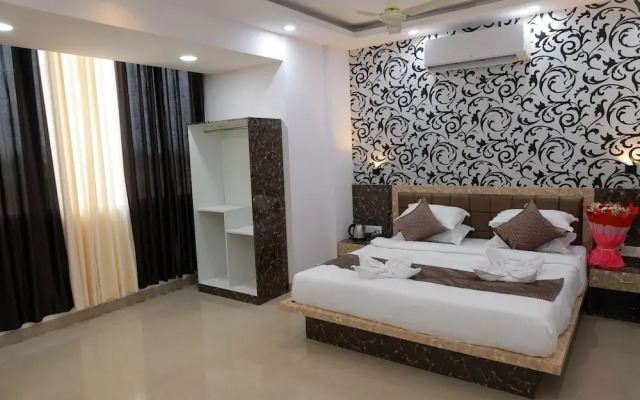Sairaah Golden Suites