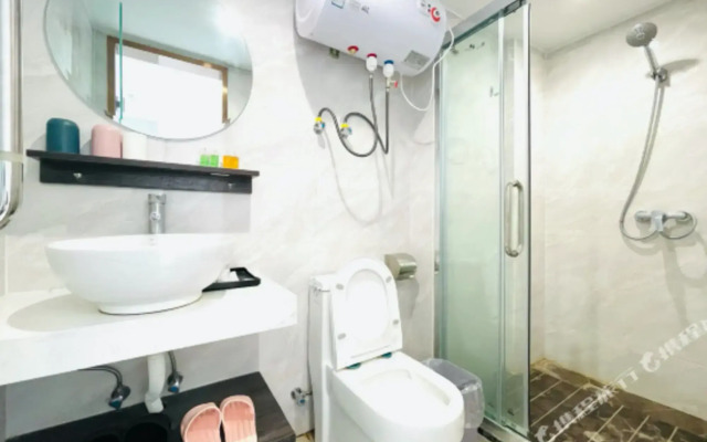Manduo Apartment (Foshan Hexin Branch)