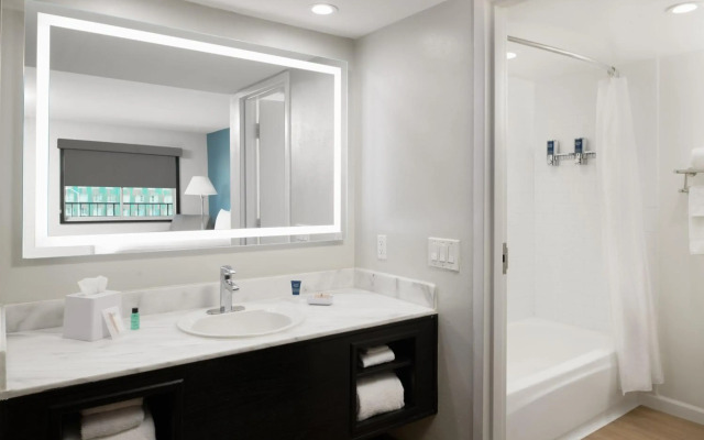 Four Points by Sheraton Anaheim