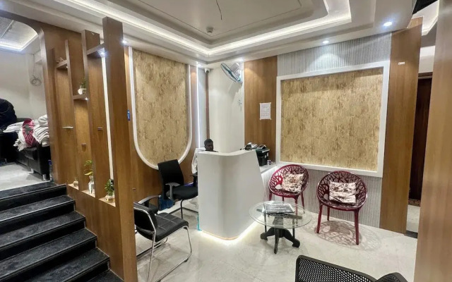 Hotel Deep Palace