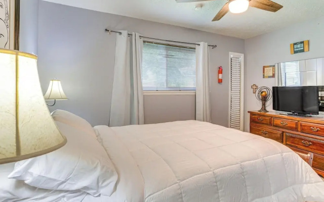 Family-friendly OKC Area Getaway: Dogs Welcome!