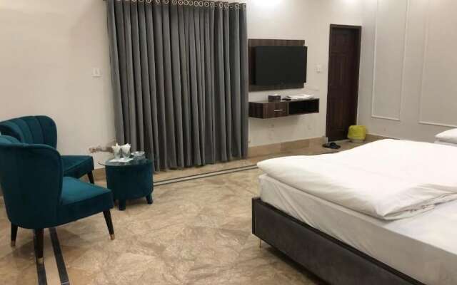 Hotel Five Season Lahore