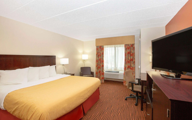 AmericInn by Wyndham Muscatine