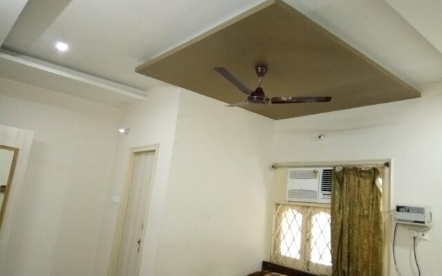 Radha Deo Guest House