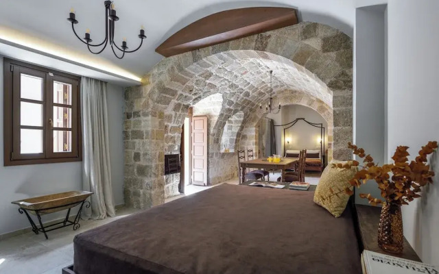 Spanish Knights Inn