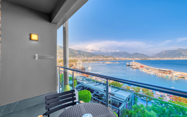 Numa Port Hotel