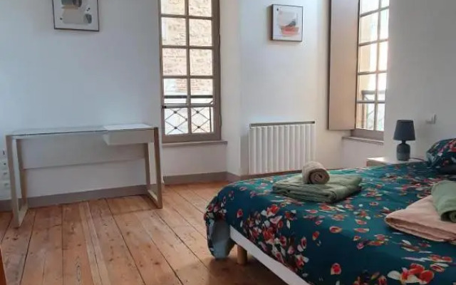 Centre Ville Historique 3 Pièces Duplex