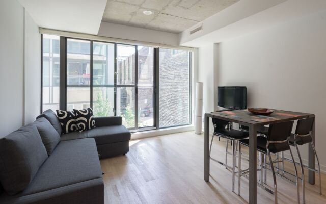 Applewood Suites - Fashion District Loft