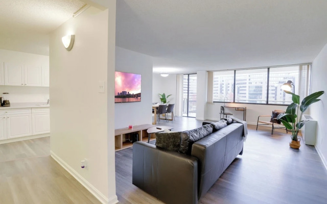 Stay with Comfort in Crystal City