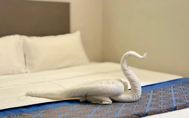 OYO 44043 First Garden Hotel