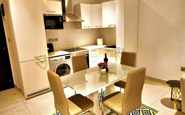 Aspire Suite - Douglas Luxury Apartments