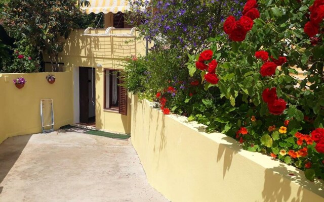 Apartment With 2 Bedrooms In Alghero, With Enclosed Garden And Wifi