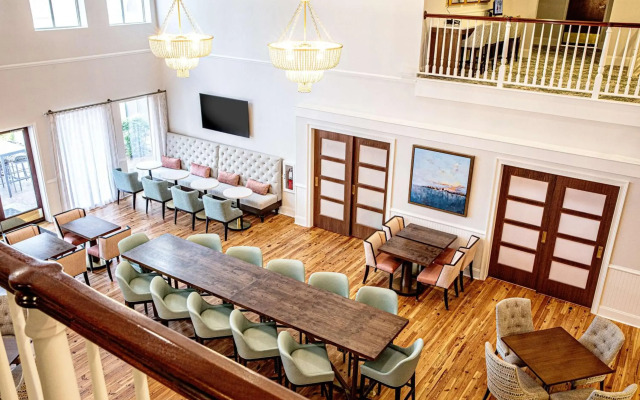 Hampton Inn & Suites Charleston/West Ashley