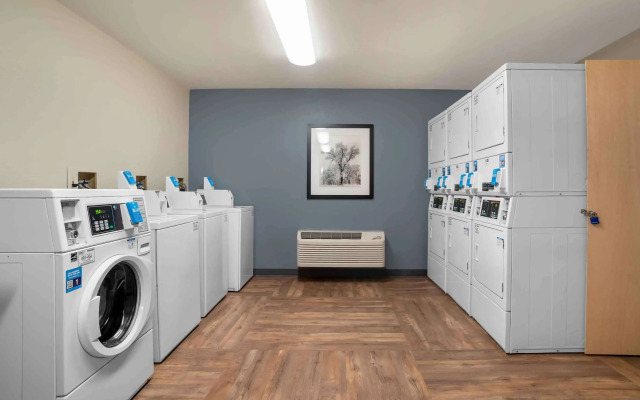 Extended Stay America Select Suites New Orleans Airport