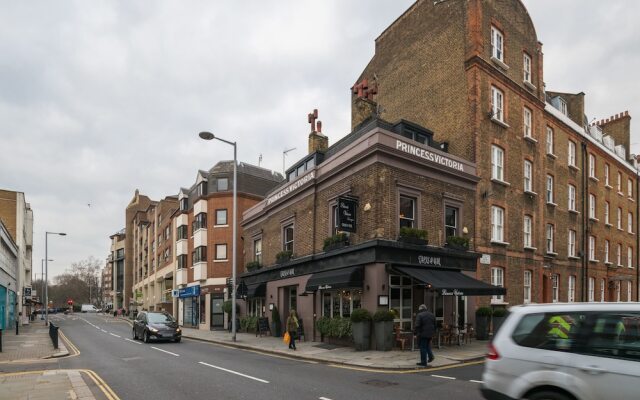 Delightful Kensington Home close to Hyde Park